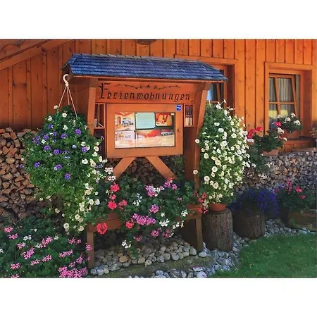 With 1 Bedroom Semesterbostad