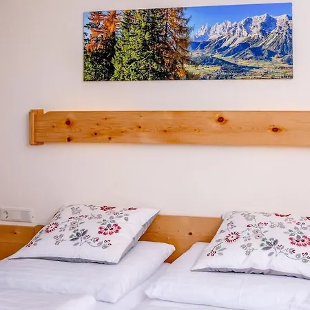 With 1 Bedroom Semesterbostad